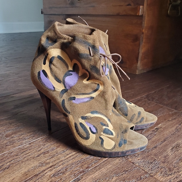 Burberry Prorsum Booties - Picture 4 of 9